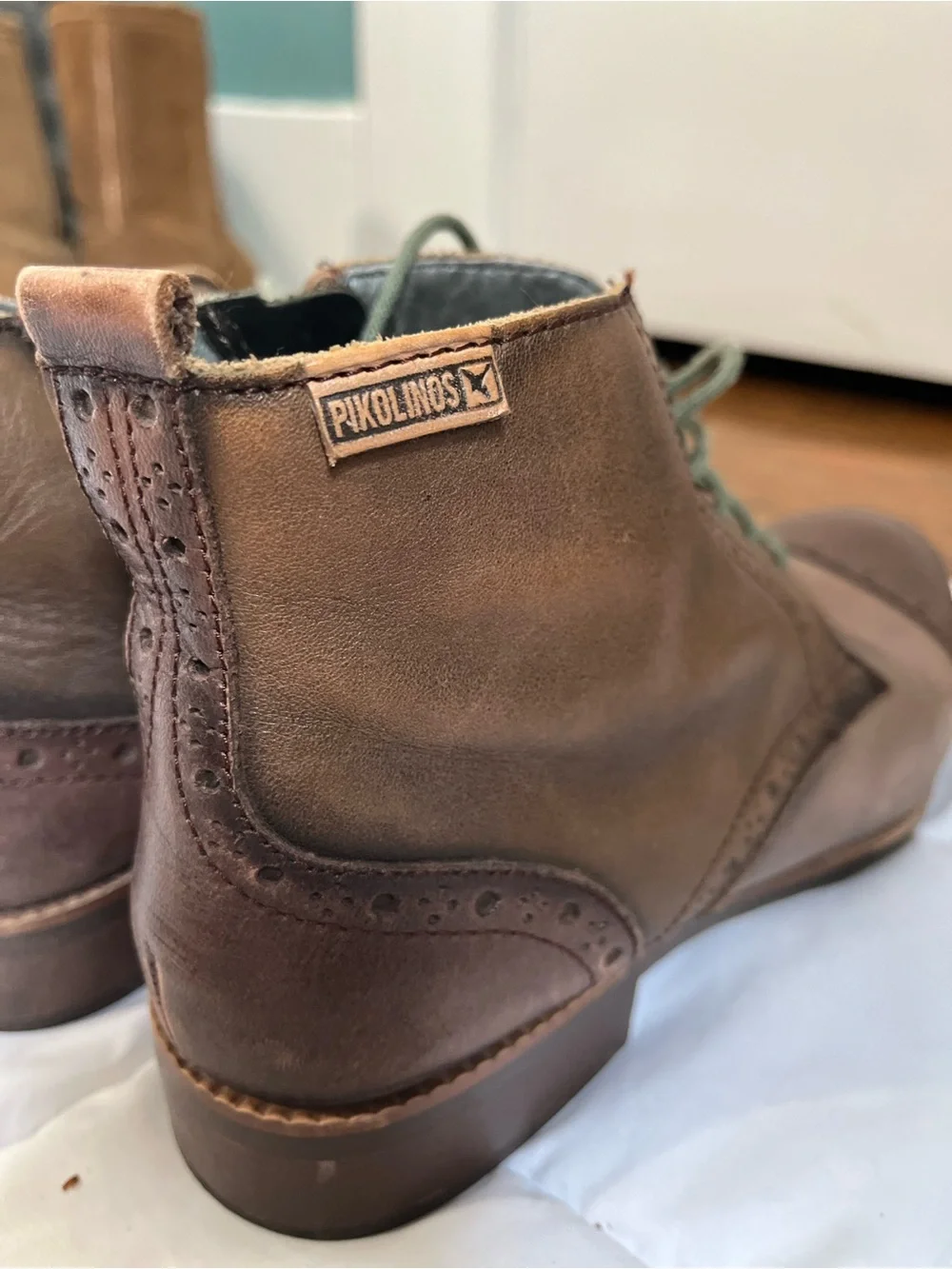 PIKOLINOS women’s Brown Leather Ankle Booties size 37